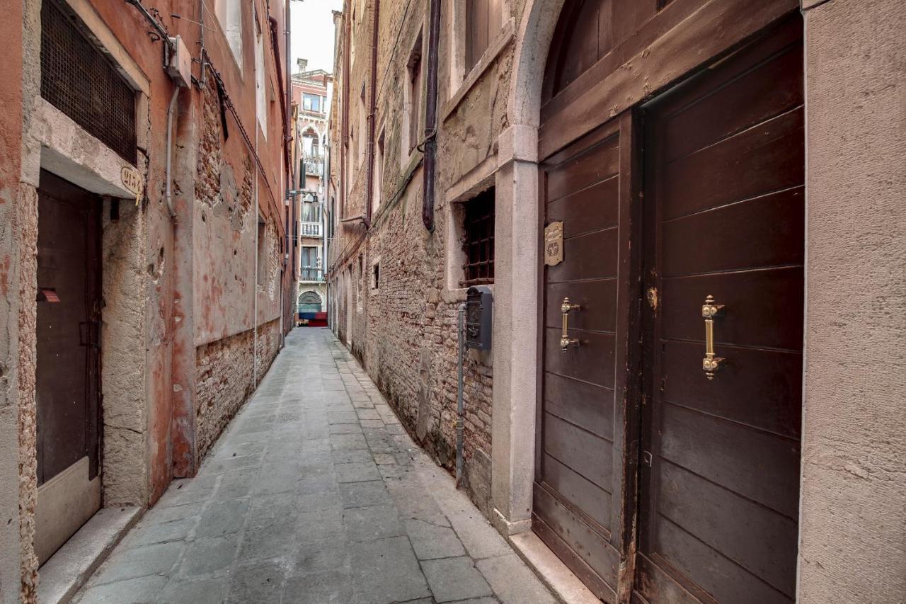 Canal View Suite In Rialto By Wonderful Italy Veneza Exterior foto