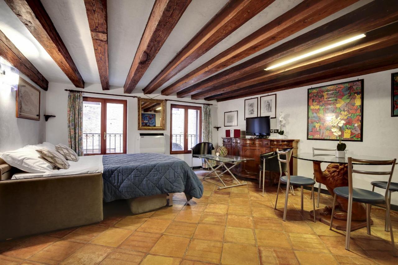 Canal View Suite In Rialto By Wonderful Italy Veneza Exterior foto